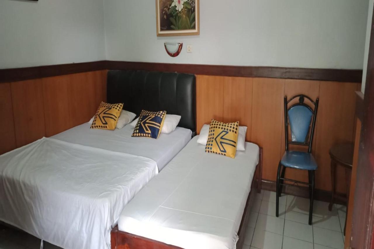 Spot On 2730 Maribaya Indah Syariah Hotel Tasikmalaya