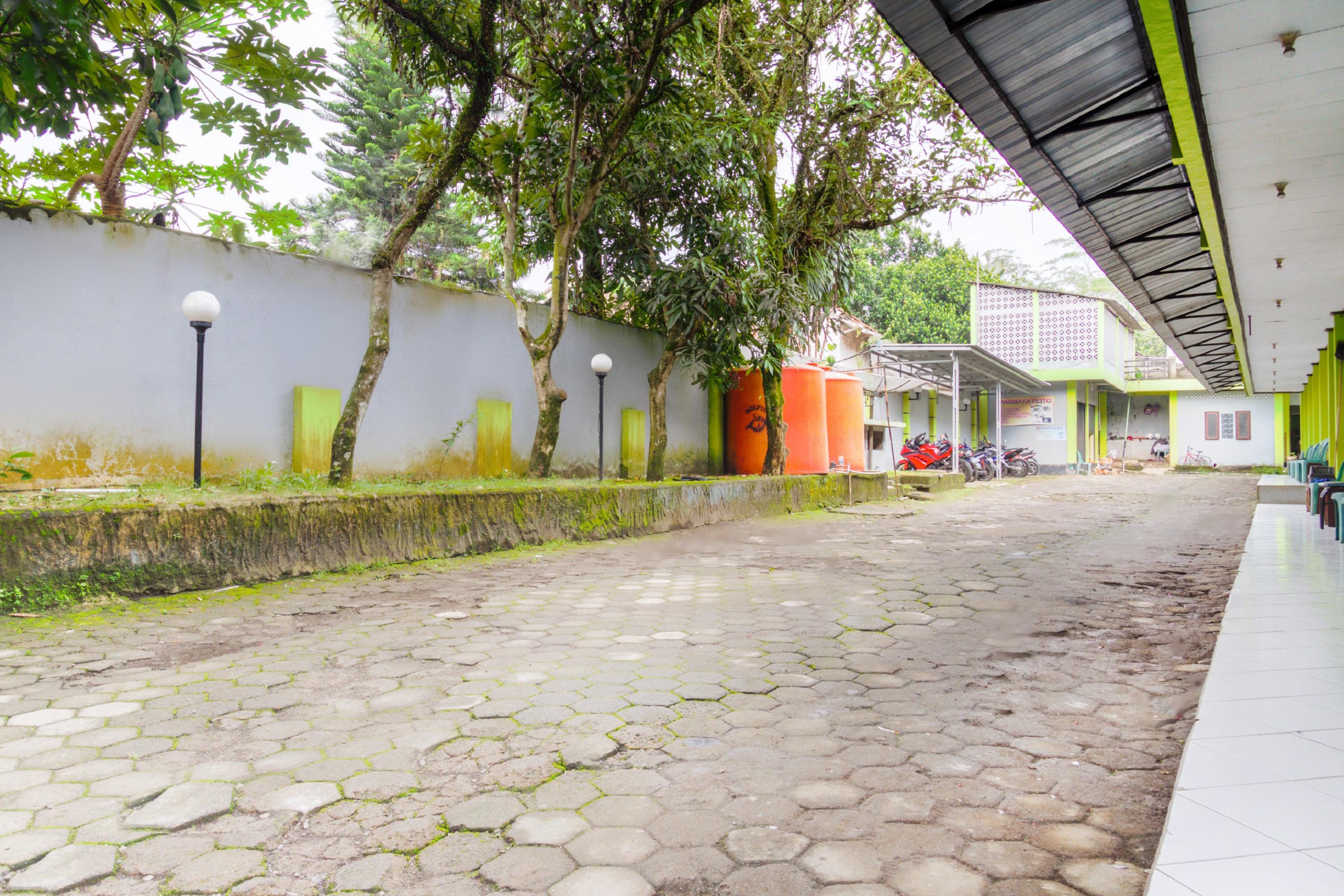 Hotel Spot On 2730 Maribaya Indah Syariah Tasikmalaya